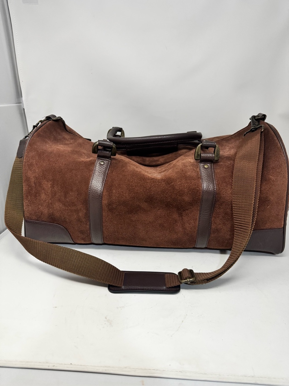 Vintage Marlboro Brown leather Suede Men's rugged Duffle Bag on the Travel large